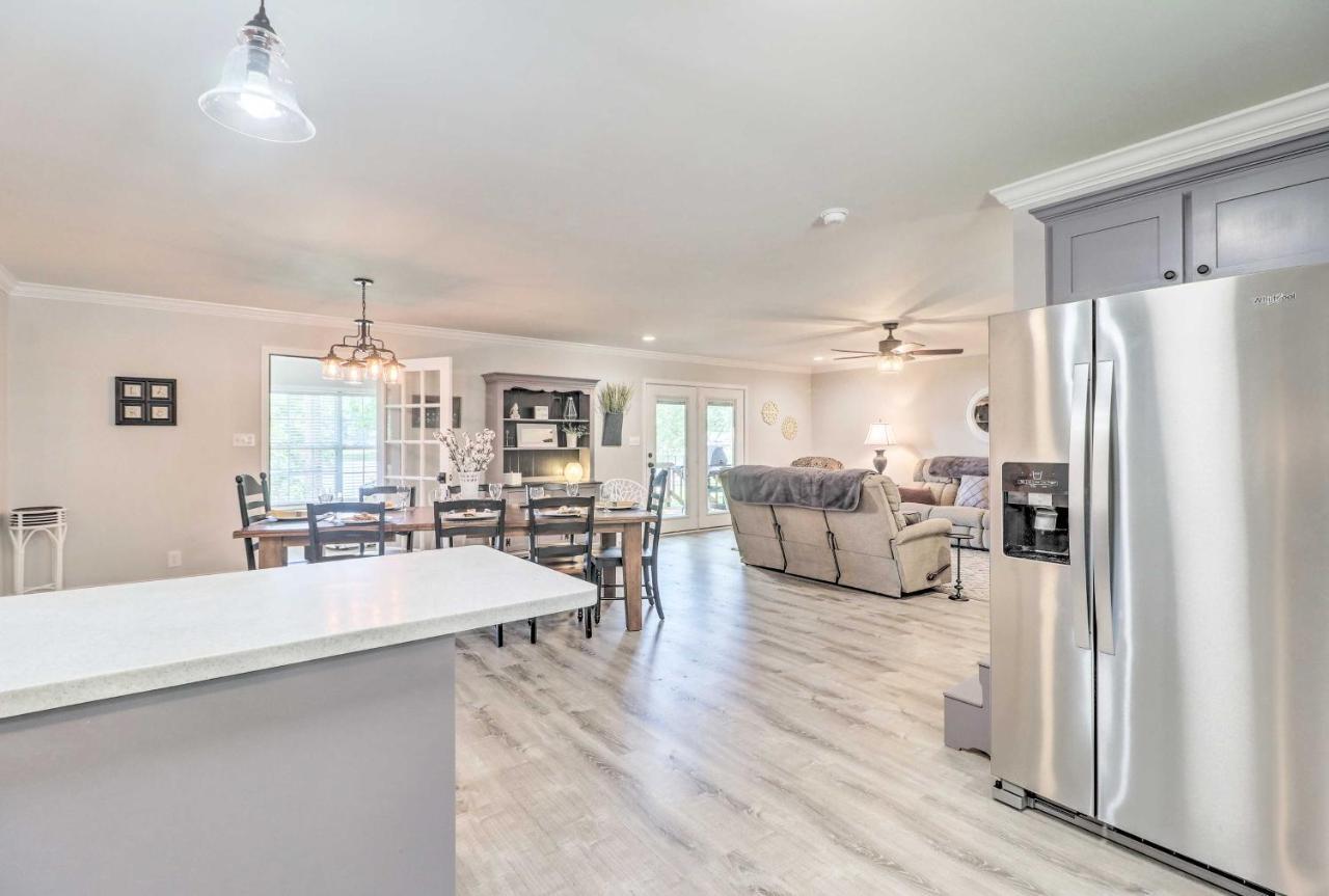 Waterfront Lake Sinclair Home With Boat Dock! Milledgeville Εξωτερικό φωτογραφία